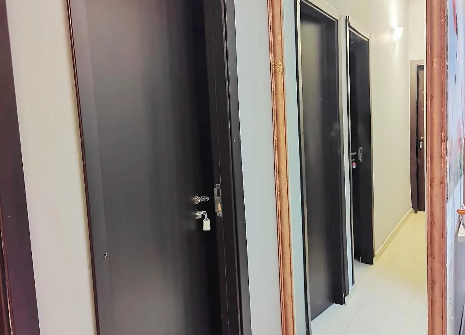 Old Town Bucharest- Shared Apartment Homestay